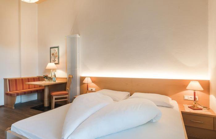 Hotel Angelica Мерано Екстериор снимка